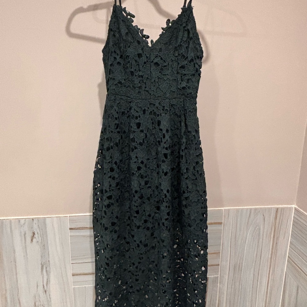 Astr Forest Green Lace Midi Dress